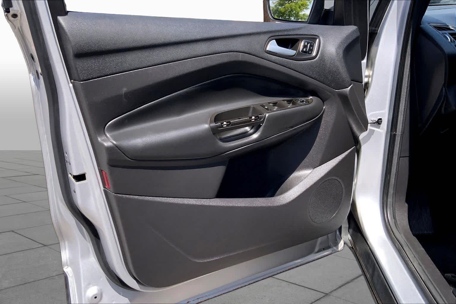 Used 2017 Ingot Silver Metallic Ford Titanium image 21