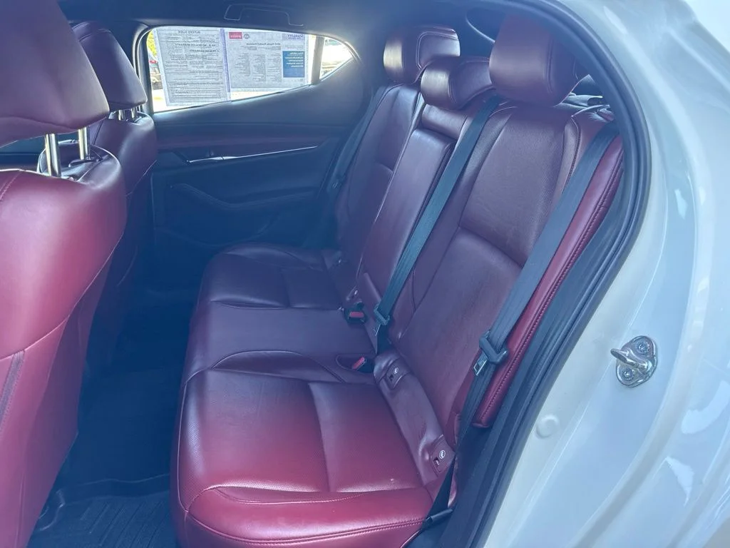 Used 2019 White Mazda Premium image 8