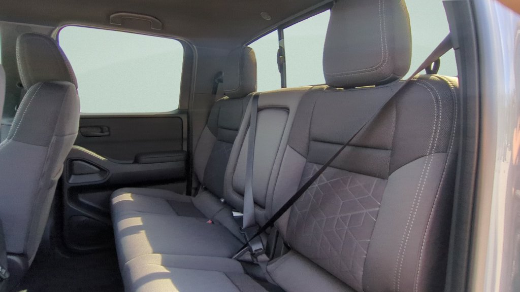 New 2027 Boulder Gray Pearl Nissan Crew Cab SV image 10