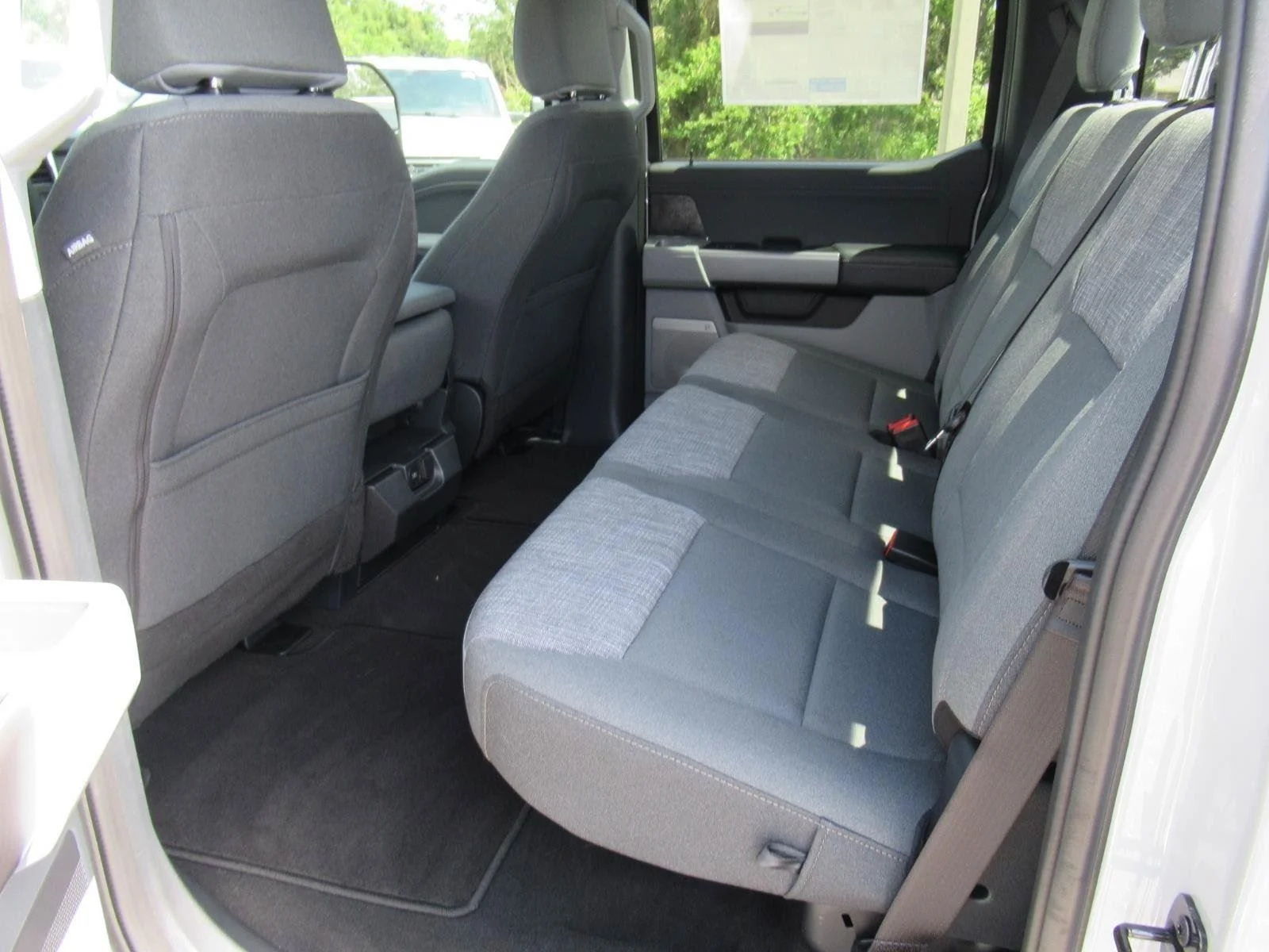 New 2026 Avalanche Ford F-250® XLT image 29