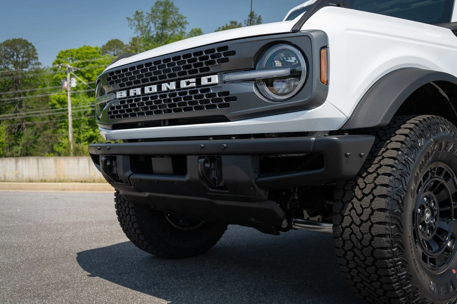 New 2026 Oxford White Ford Badlands® image 9