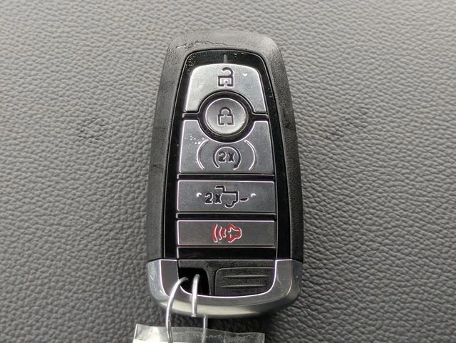 New 2026 Carbonized Gray Metallic Ford F-250® XLT image 29