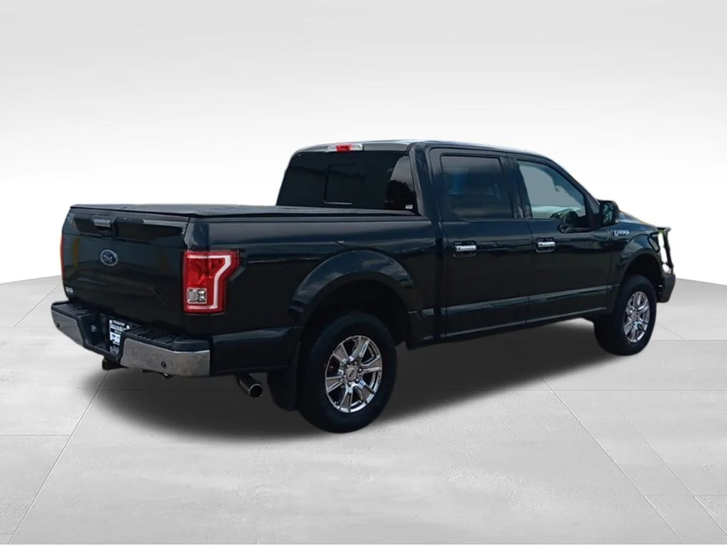 Used 2015 Tuxedo Black Metallic Ford XLT image 7