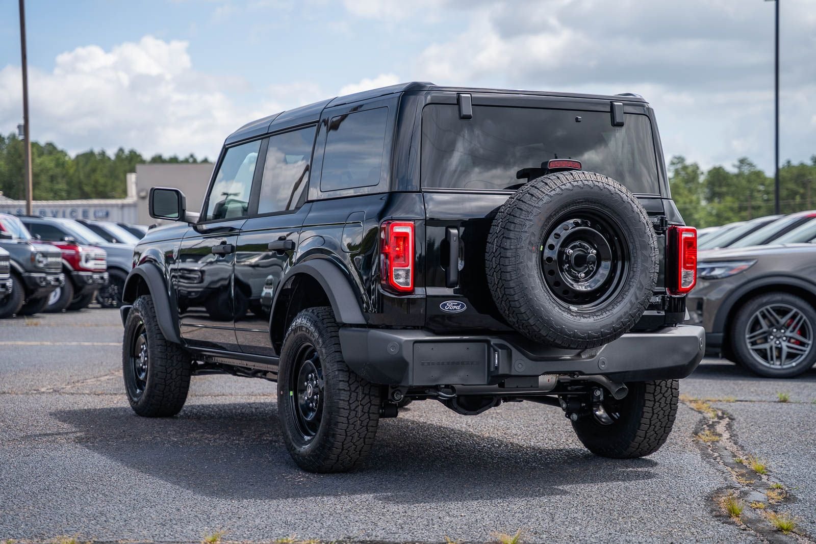 New 2026 Shadow Black Ford Big Bend® image 5