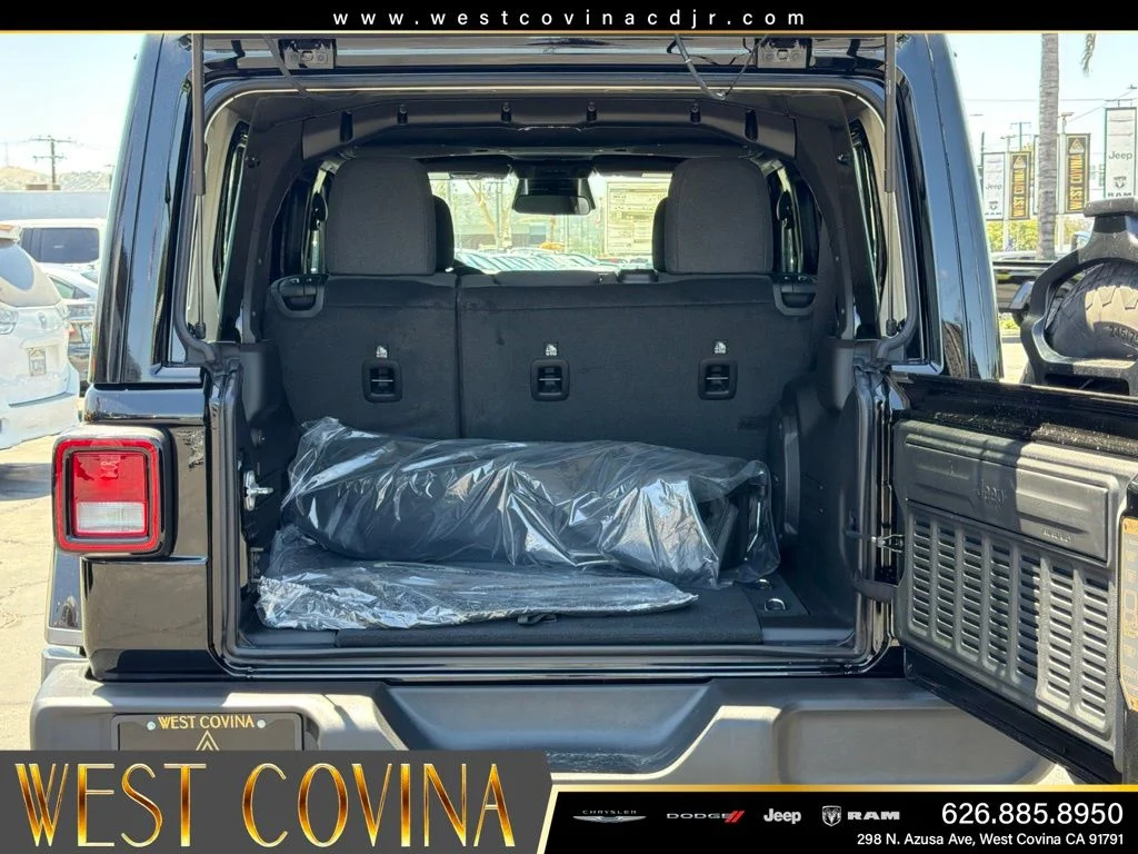 New 2026 Black Clearcoat Jeep 85th Anniversary Edition image 17