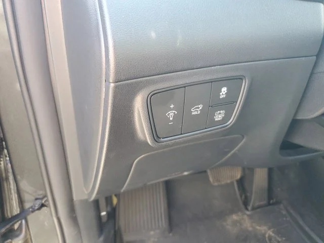Used 2024 Gray Hyundai Blue image 15