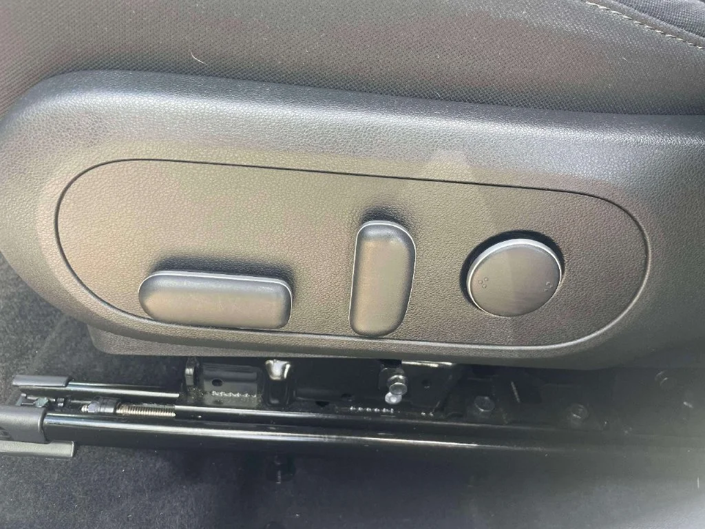 Certified Used 2024 Gray Hyundai SEL image 18