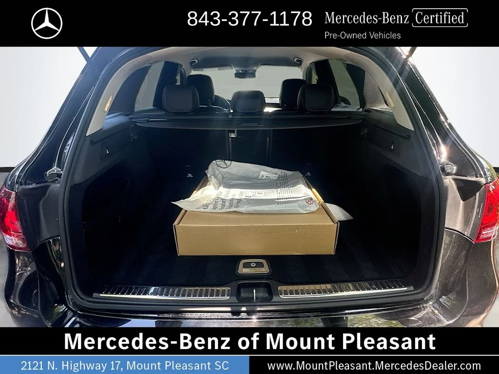 Used 2022 Black Mercedes-Benz GLC 300 image 26