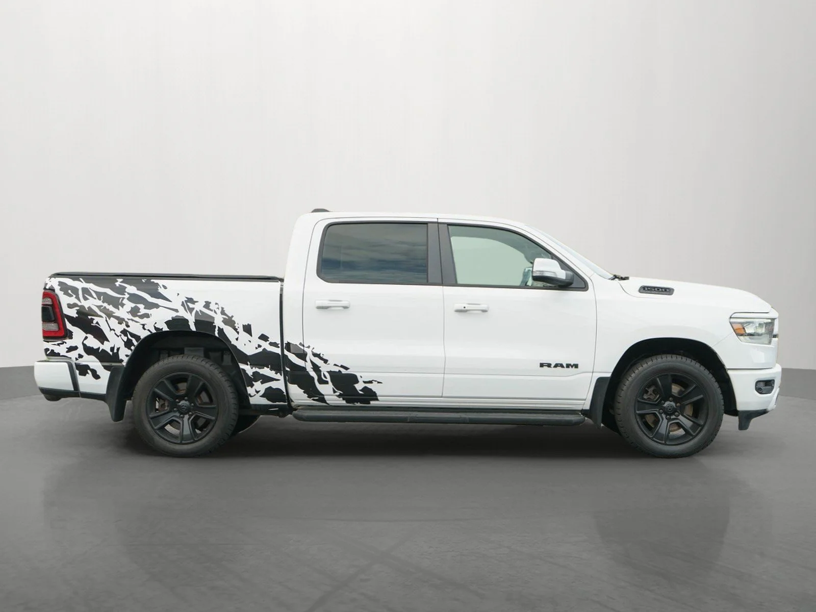 Used 2022 Bright White Clearcoat Ram Sport image 8