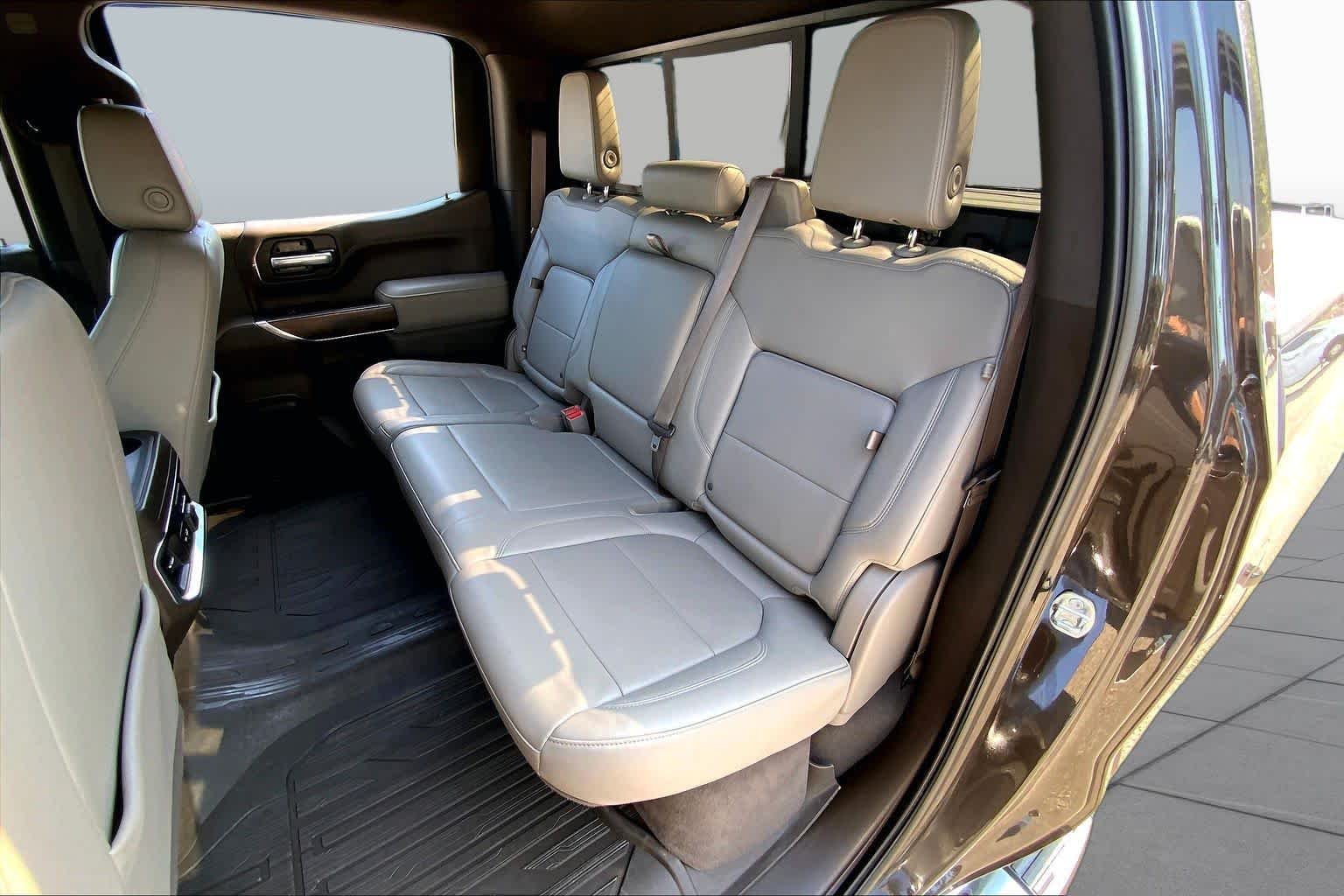 Used 2021 Brownstone Metallic GMC SLT image 21