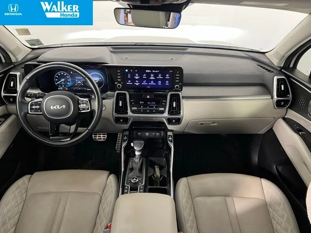 Used 2023 White Kia SX-Prestige image 35