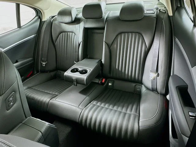 New 2026 Silver Genesis 2.5T Prestige image 12