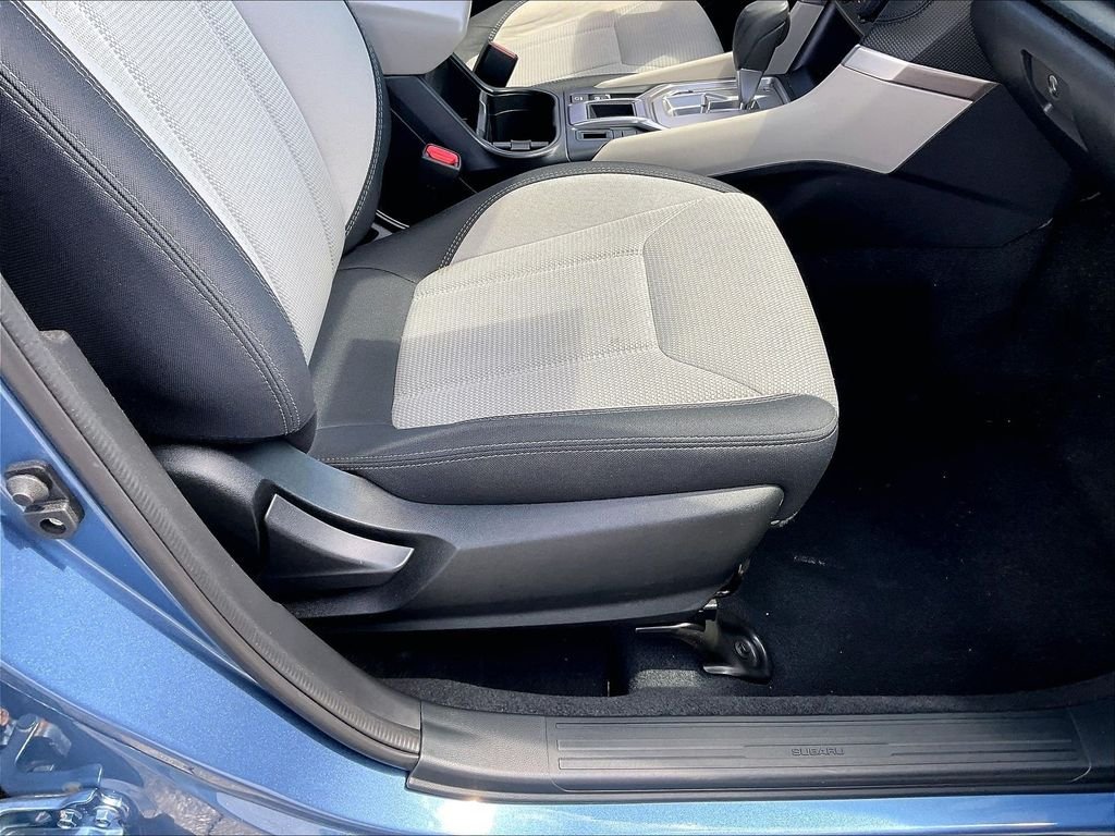 Used 2022 Horizon Blue Pearl Subaru Base image 32