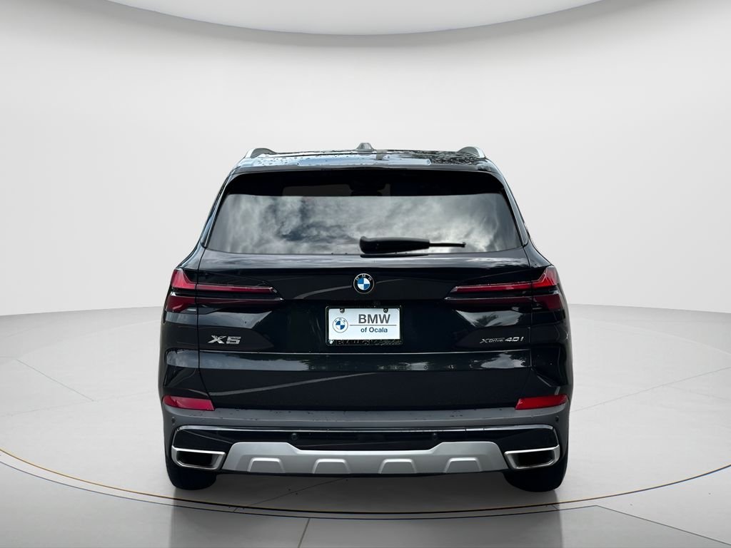 Used 2026 Black Sapphire Metallic BMW xDrive40i image 6