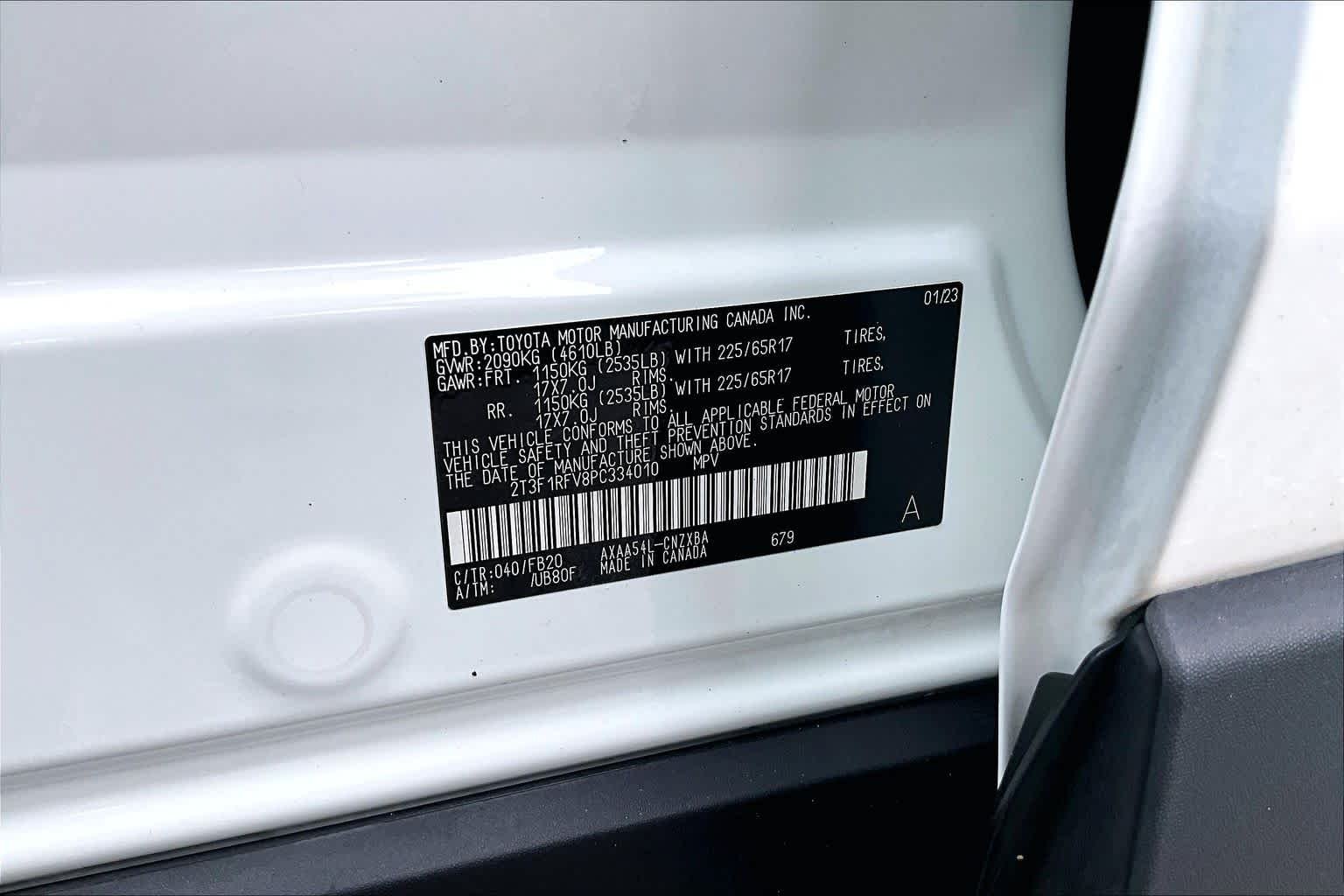 Used 2023 Ice Cap Toyota LE image 36