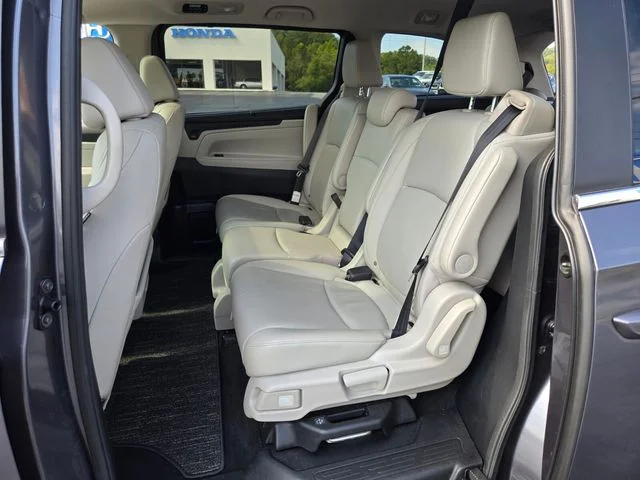 Used 2025 Gray Honda EX-L image 13
