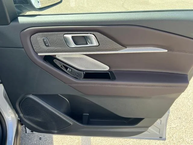 New 2026 Space White Metallic Ford Platinum™ image 76
