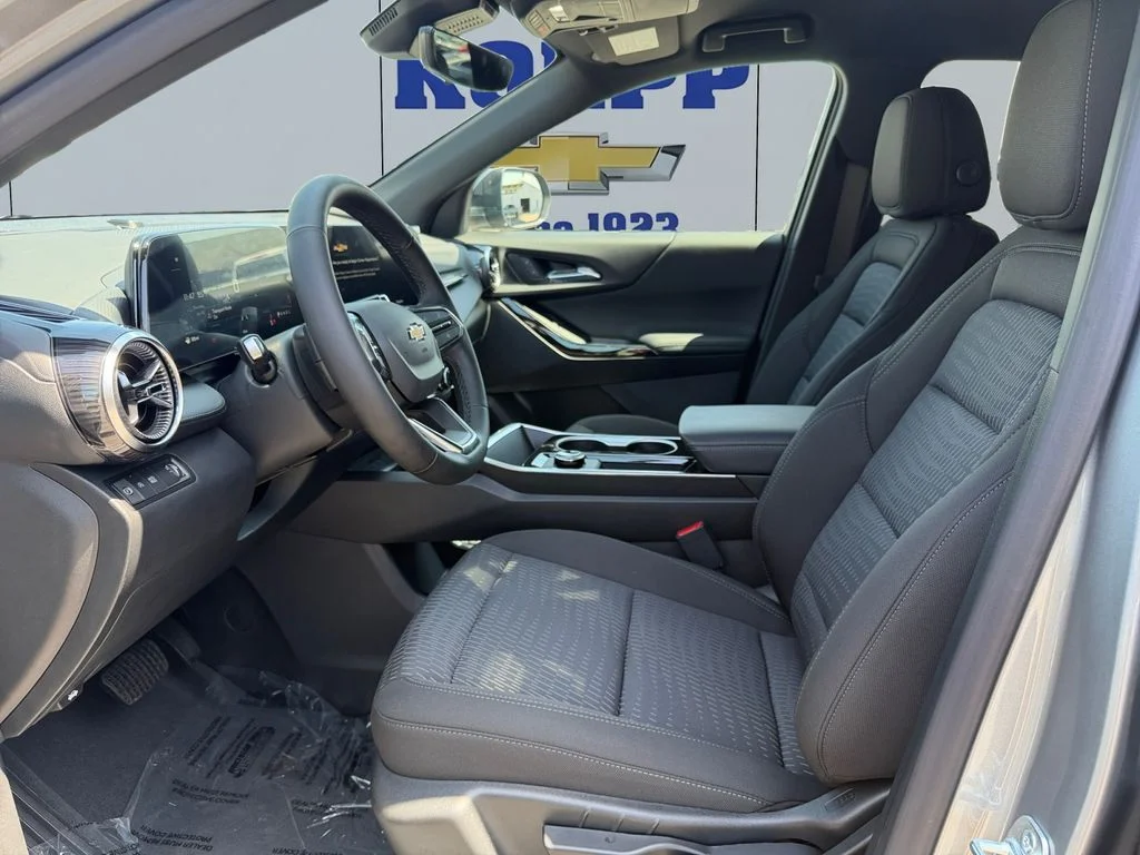 New 2027 Sterling Gray Metallic Chevrolet LT image 10