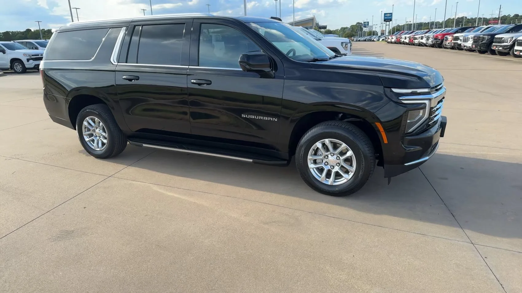 Used 2025 Black Chevrolet LT image 3