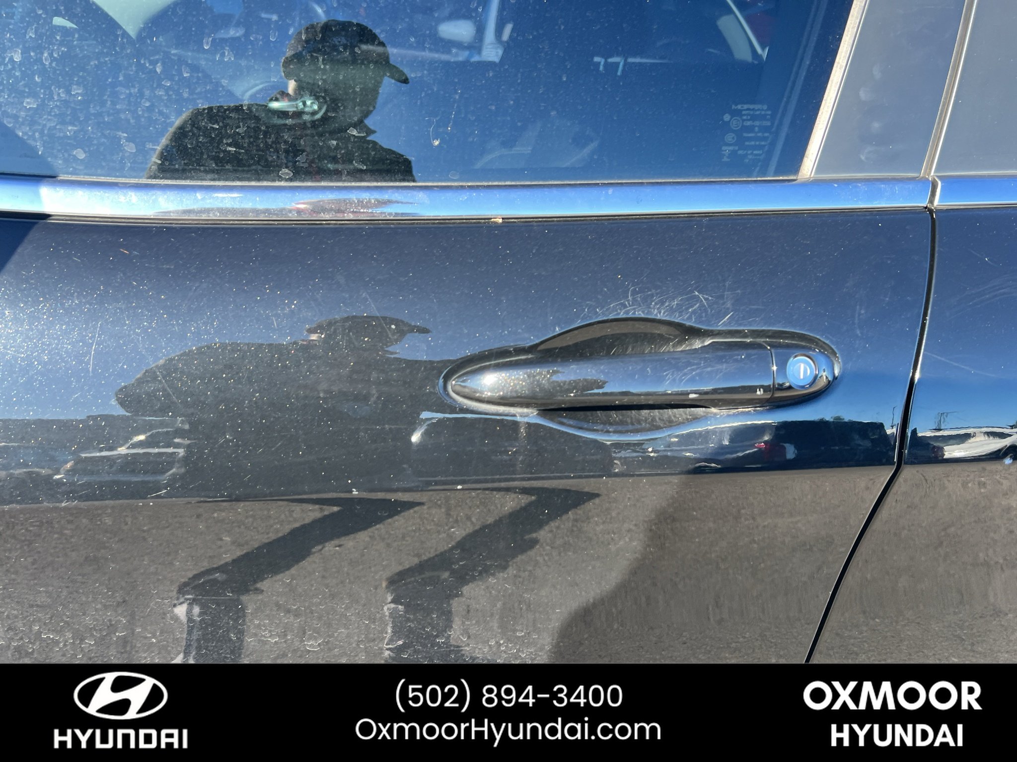 Used 2017 Diamond Black Crystal Pearlcoat Jeep Latitude image 5