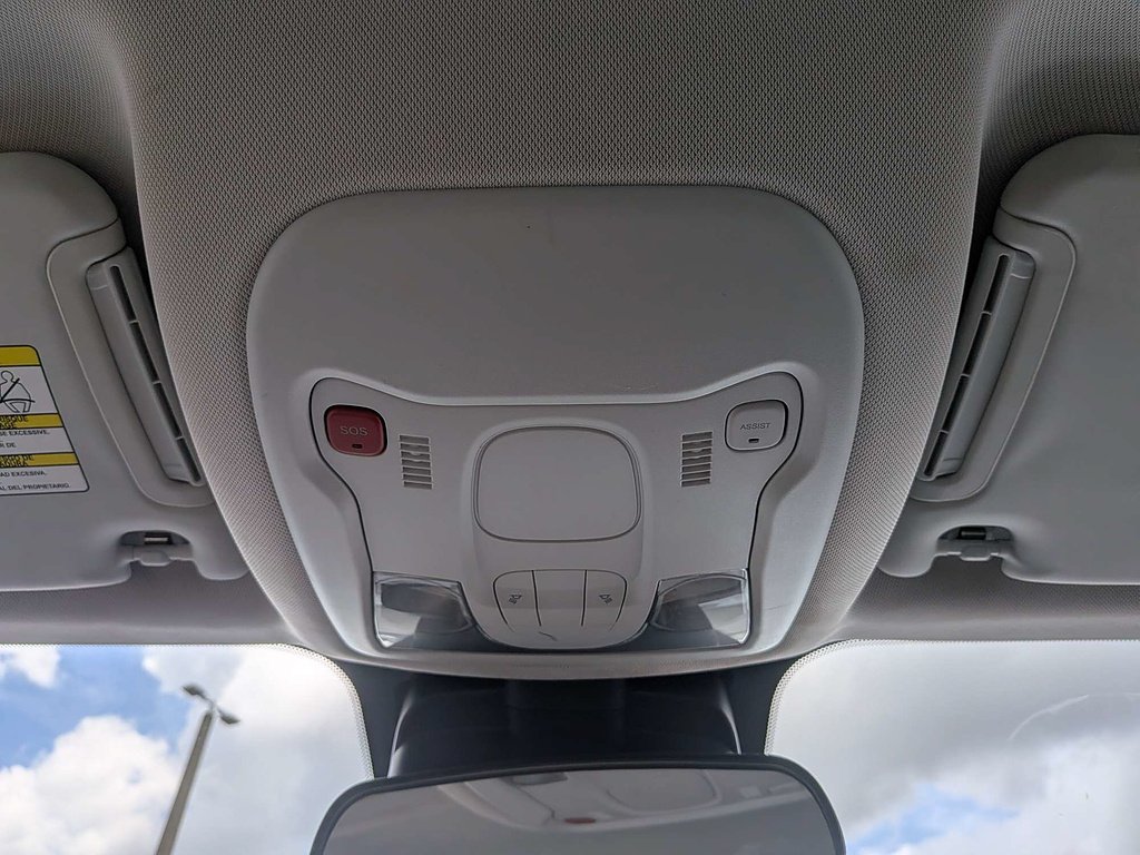 2023 Jeep Renegade Latitude - Photo 26
