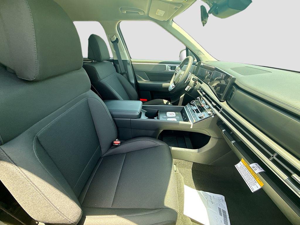 New 2026 Ecotronic Gray Hyundai SE FWD image 20