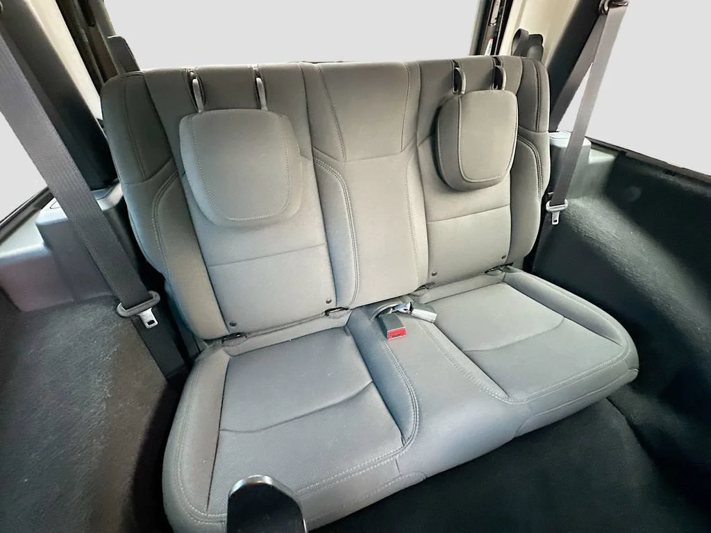 Used 2022 Sting-Gray Clearcoat Jeep Sport S image 23