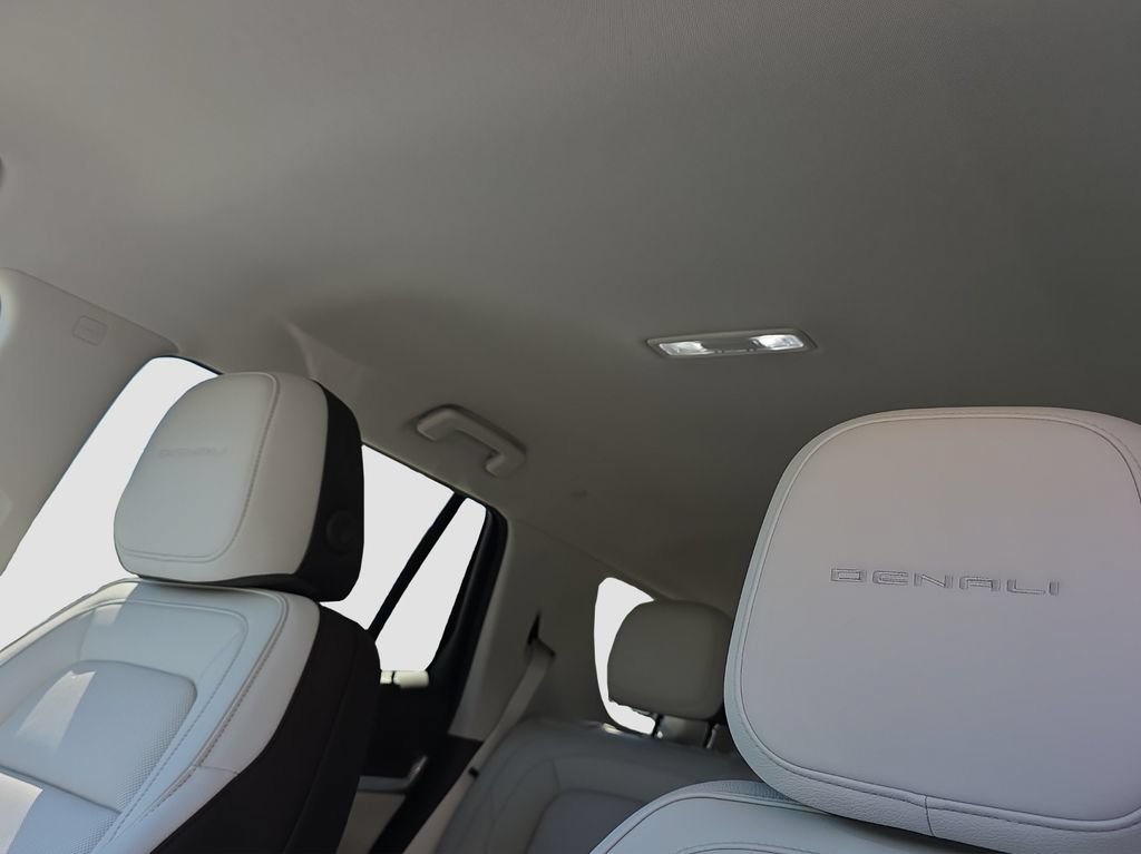2026 GMC Terrain Denali - Photo 8