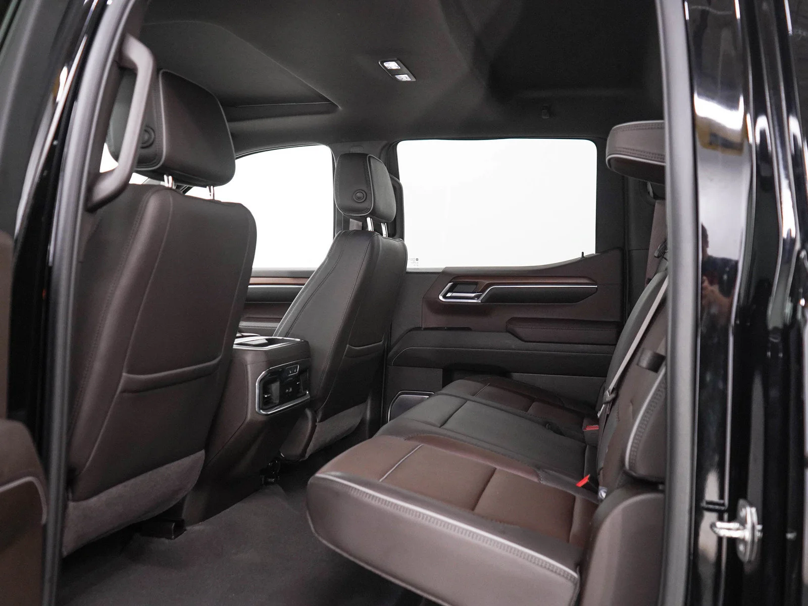 Used 2023 ONYX BLACK GMC Denali image 18
