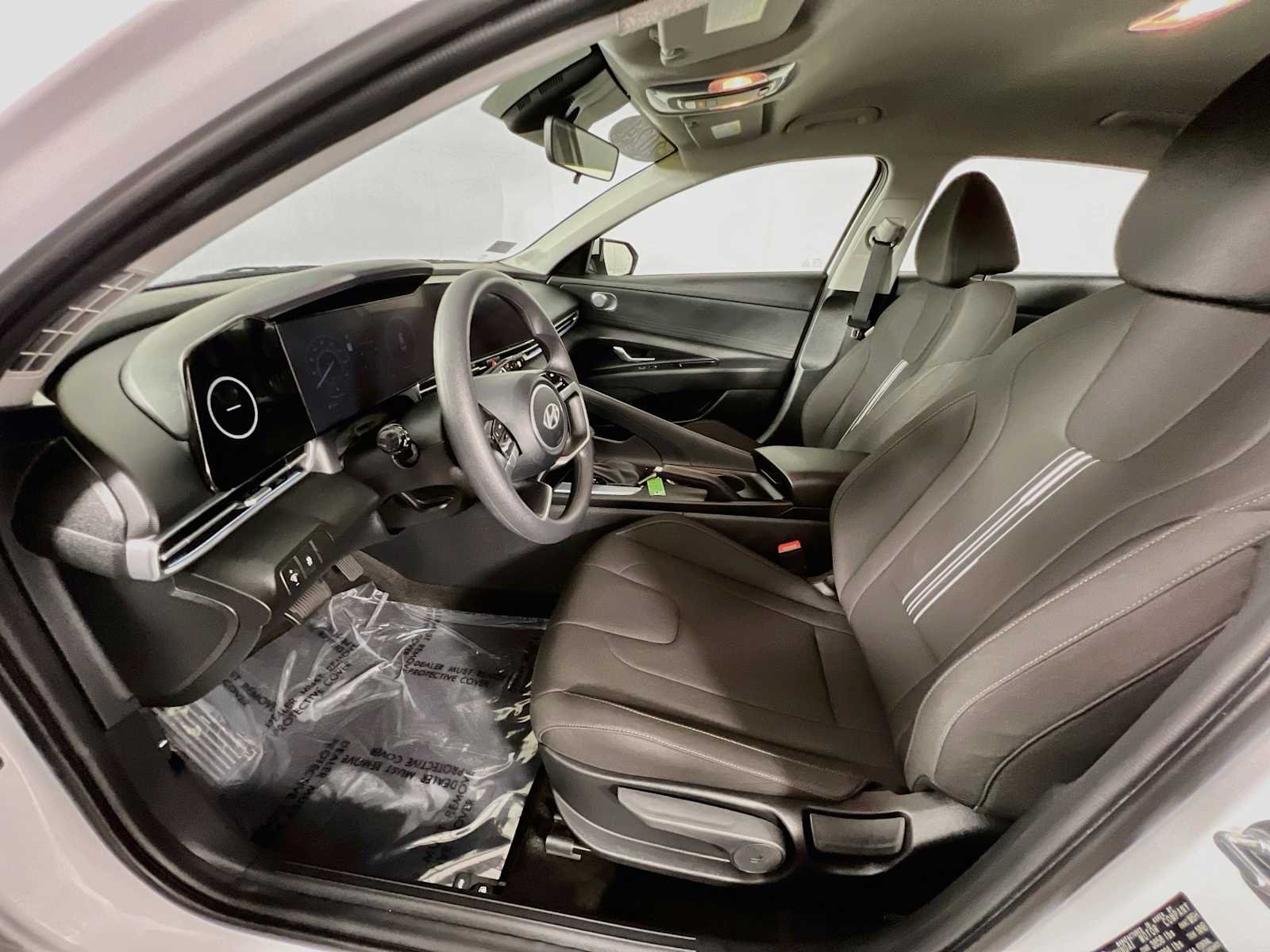 Used 2024 Serenity White Hyundai SEL image 21