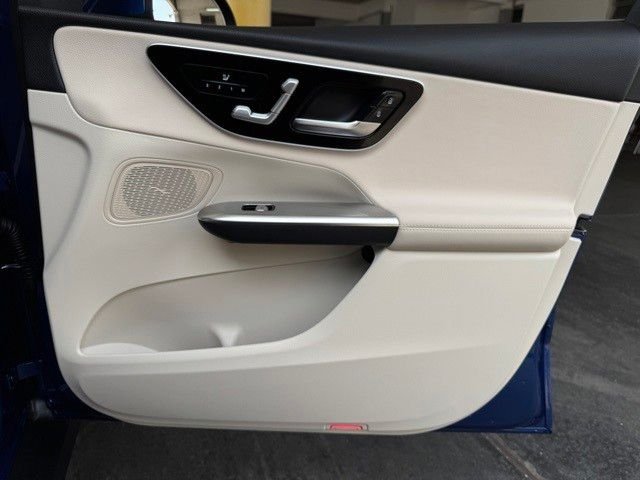 2025 Mercedes-Benz GLC Base - Photo 19