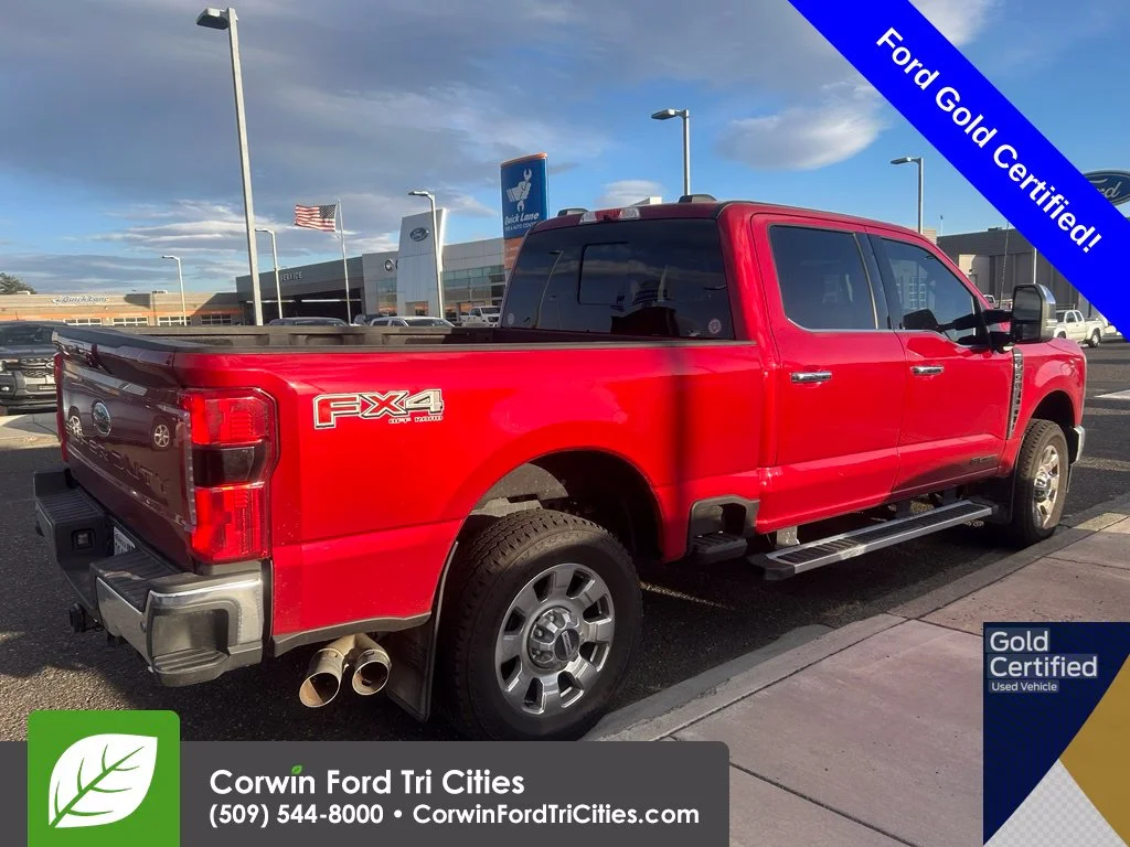 Used 2024 Red Metallic Ford Lariat image 11