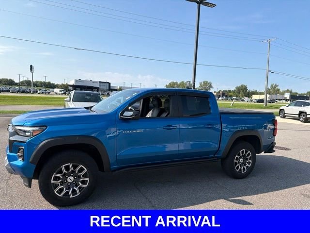 Used 2023 Blue Chevrolet Z71 image 12