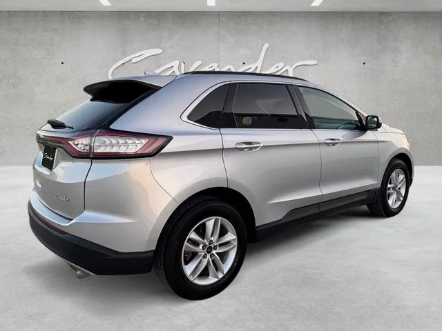 Used 2016 Silver Ford SEL image 16