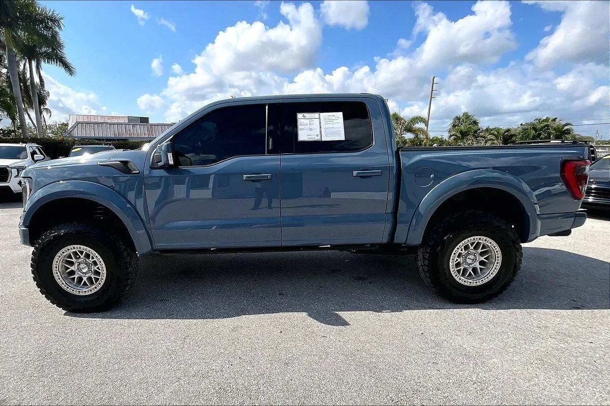 Used 2023  Ford Raptor image 31