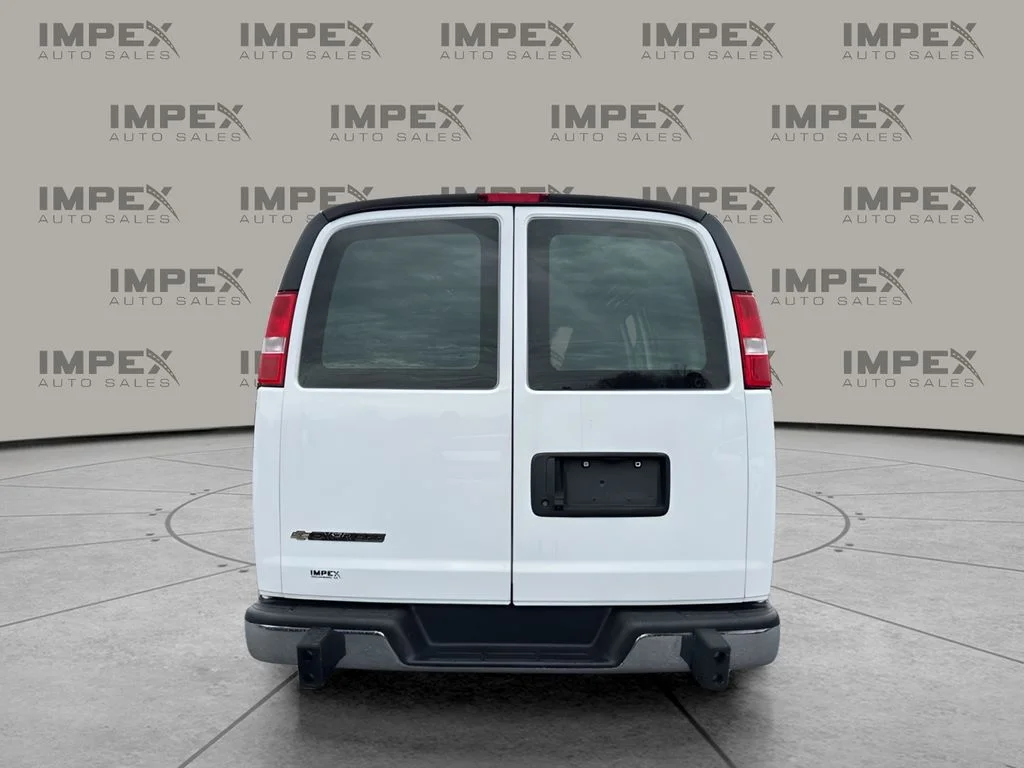 Used 2024 White Chevrolet Work Van image 4