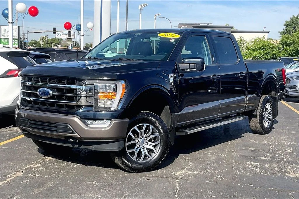 Used 2022 Blue Ford Lariat image 11