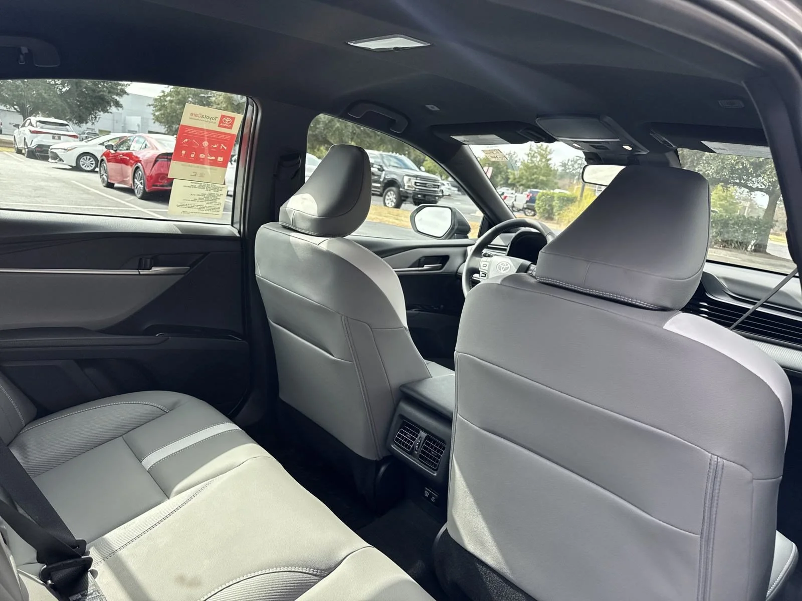 Used 2025  Toyota  image 29