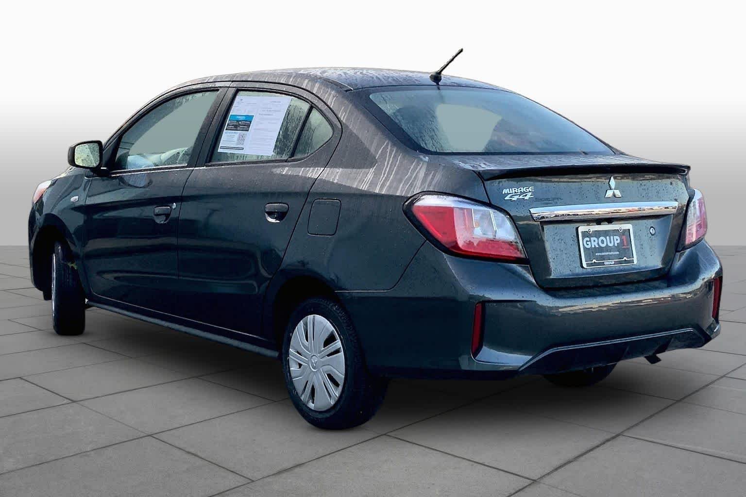 Used 2024 Graphite Gray Metallic Mitsubishi ES image 12
