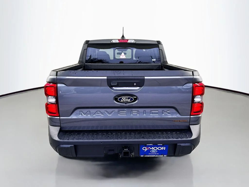 New 2026 Carbonized Gray Metallic Ford Tremor® image 6