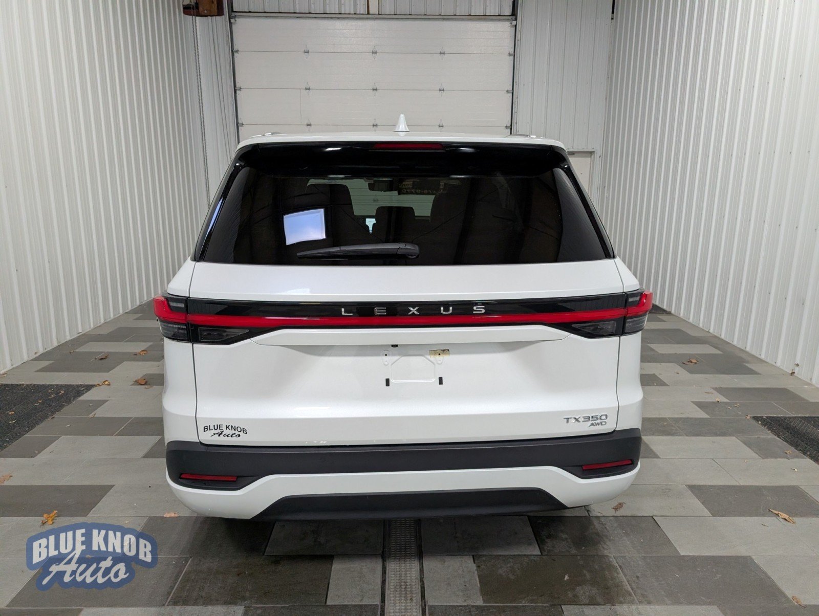 2024 Lexus TX 350 Luxury photo 3