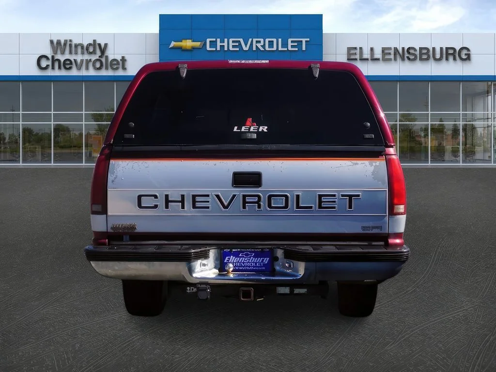 Used 1989 Red Chevrolet  image 6
