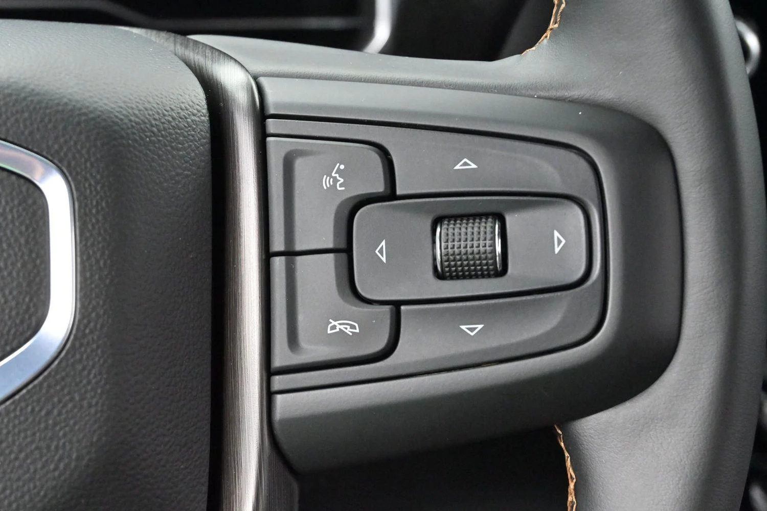 Used 2025 Onyx Black GMC AT4 image 19