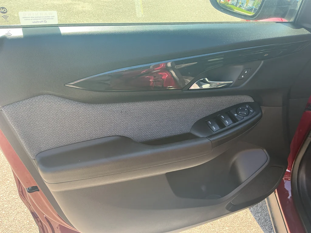Used 2025 Crimson Metallic Chevrolet LT image 10