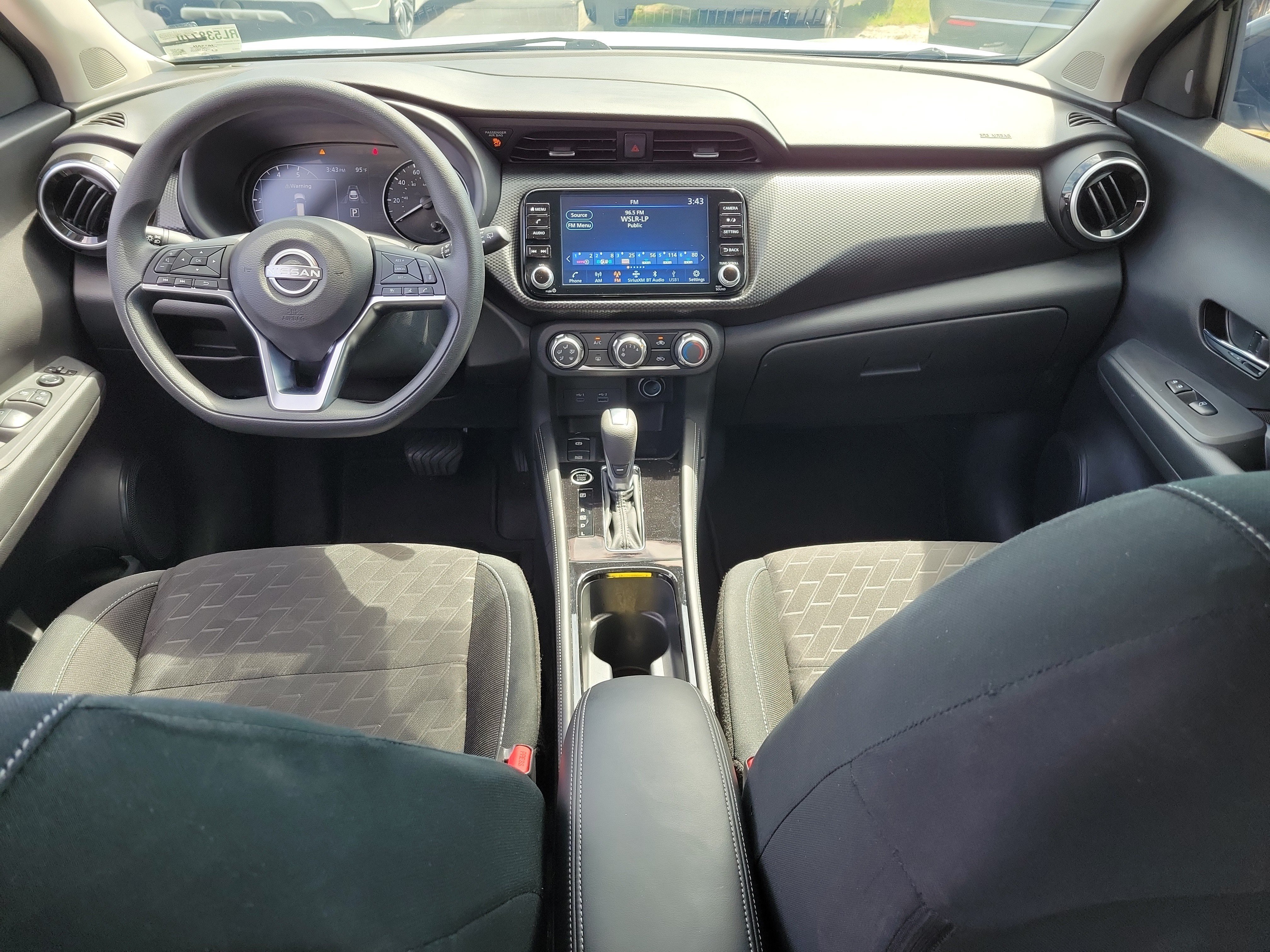 Used 2024 Aspen White Tricoat/Super Black Nissan SV image 15