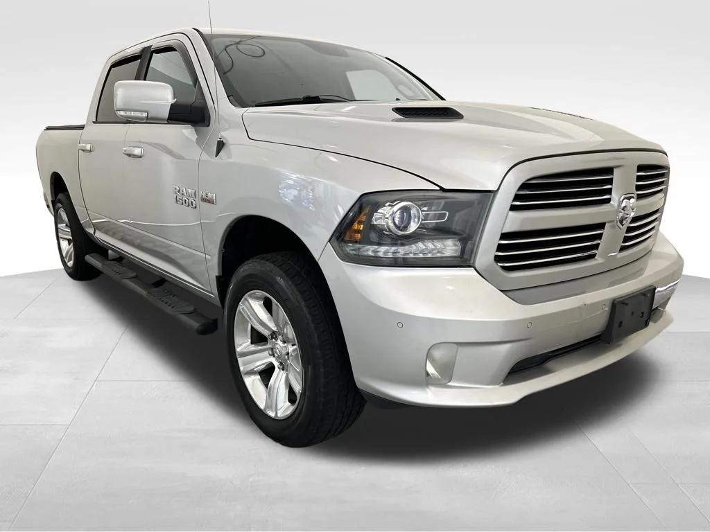 Used 2014 Silver Ram Sport image 9
