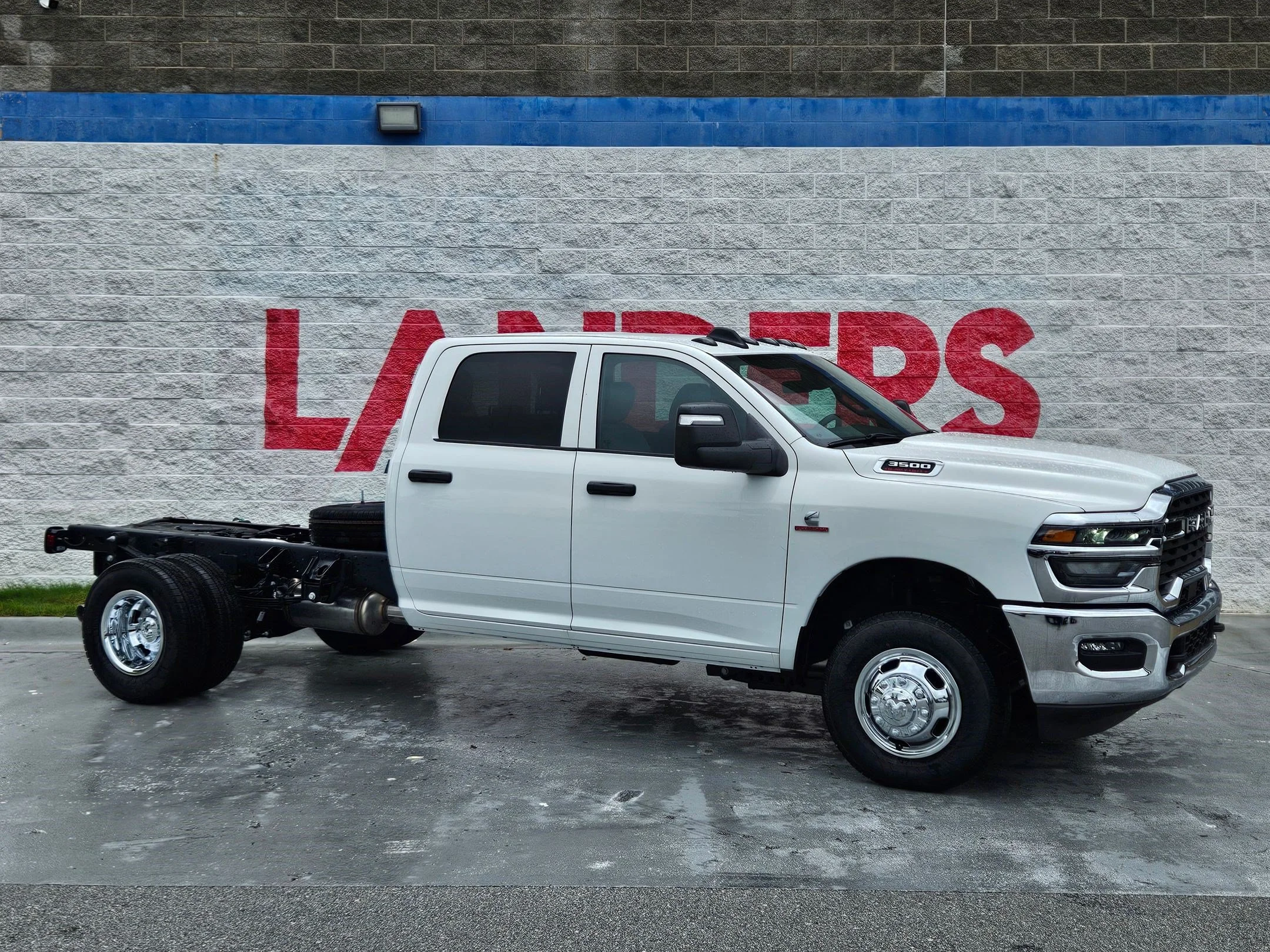 2026 RAM 3500 Chassis Cab Tradesman