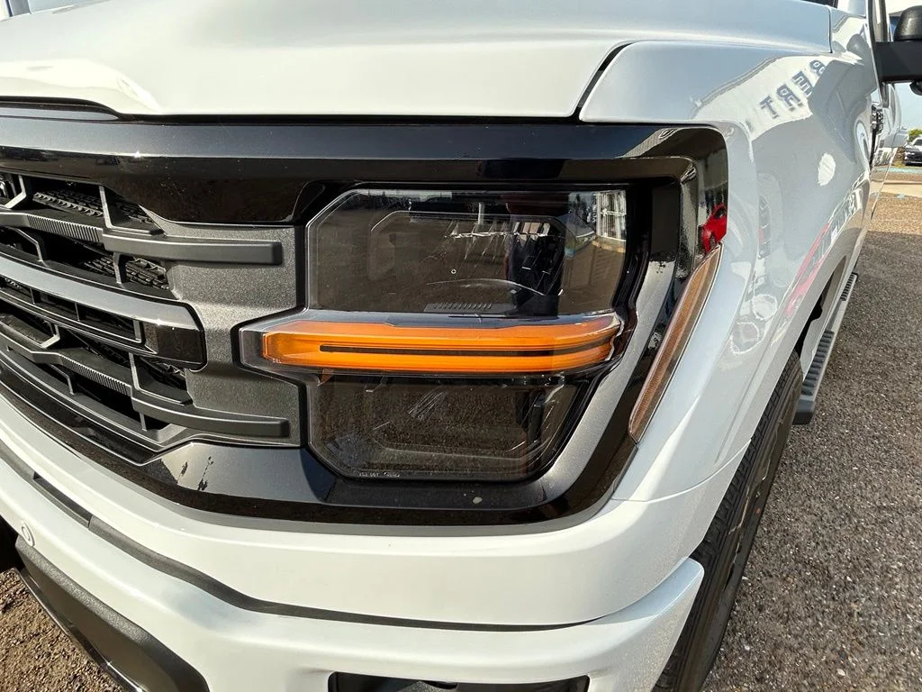 New 2026 Oxford White Ford XLT image 10
