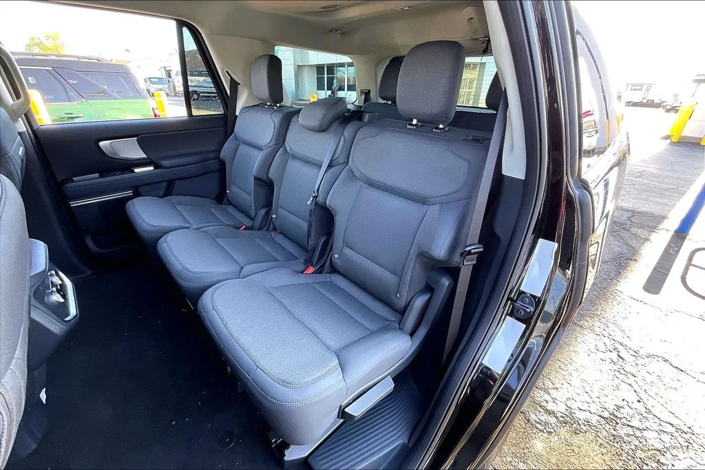 New 2026 Agate Black Metallic Ford Active image 12