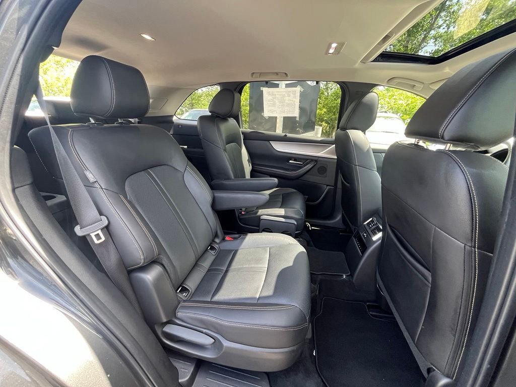 Used 2024 Gray Mazda 3.3 Turbo Preferred Plus image 27